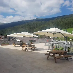 https://appartamenti-passuello-padola-marrone.hotelinveneto.com