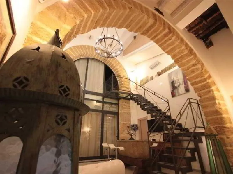 Porta Di Castro Boutique Hotel Palermo 4*,