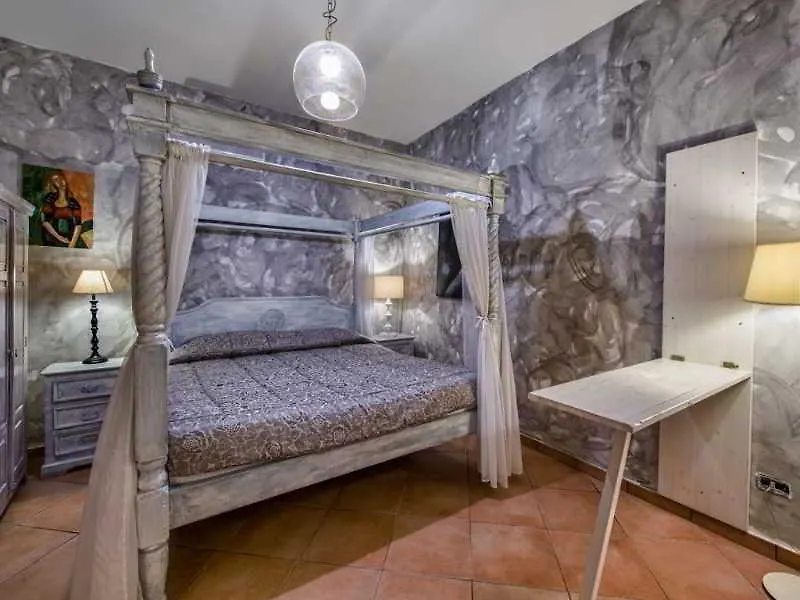 Porta Di Castro Boutique Hotel Palermo 4*,  İtalya