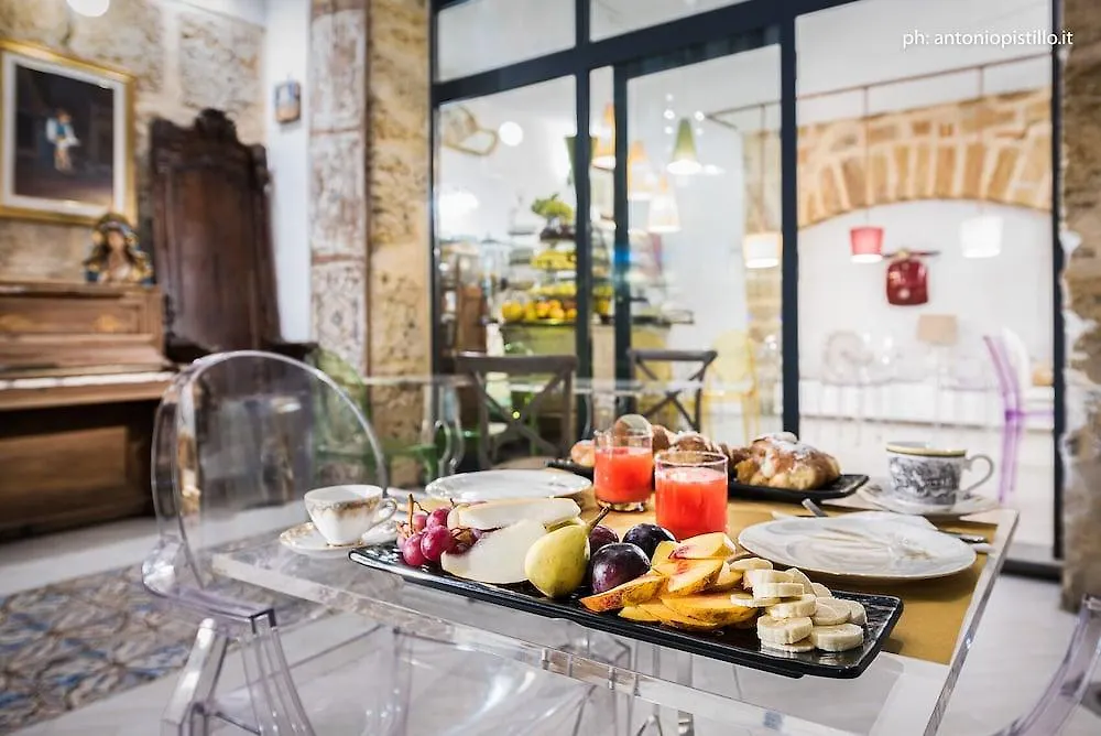 Porta Di Castro Boutique Hotel Palermo 4*,  Italy